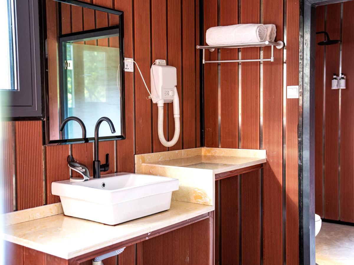 Jambo Mara Safari Lodge Ololaimutiek Екстериор снимка